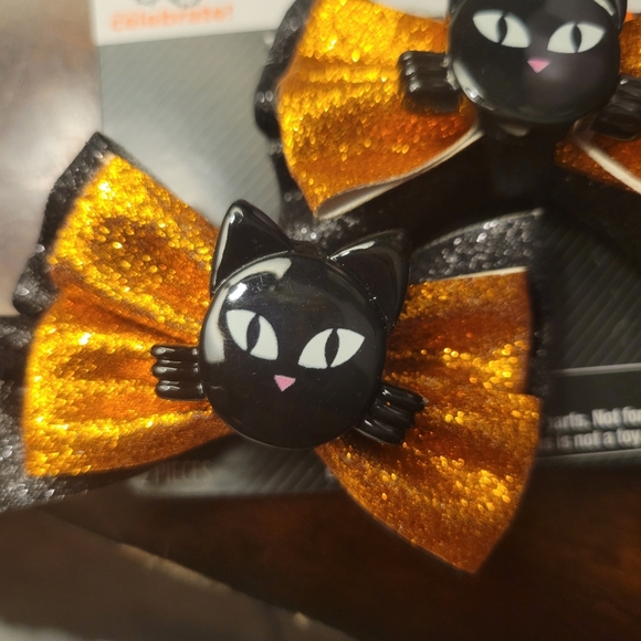 Halloween Hair Clips - Picture 2 of 3